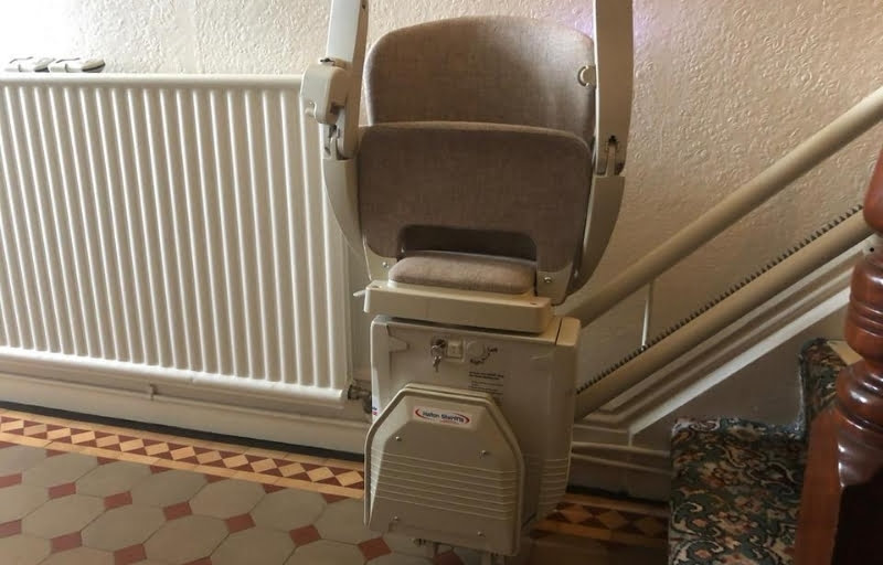 CAN OTHER PEOPLE USE THE STAIRS ONCE A STAIRLIFT IS FITTED_ _ HALTON STAIRLIFTS