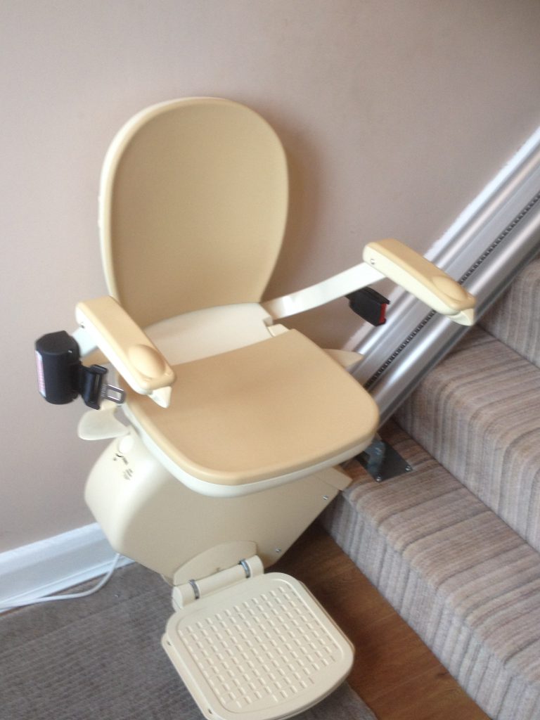Brooks 130 T700 Straight Stairlift