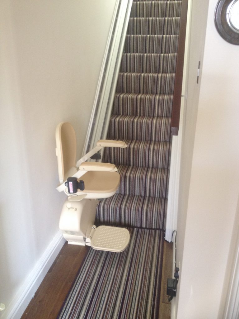 Brooks 130 T700 Straight Stairlift