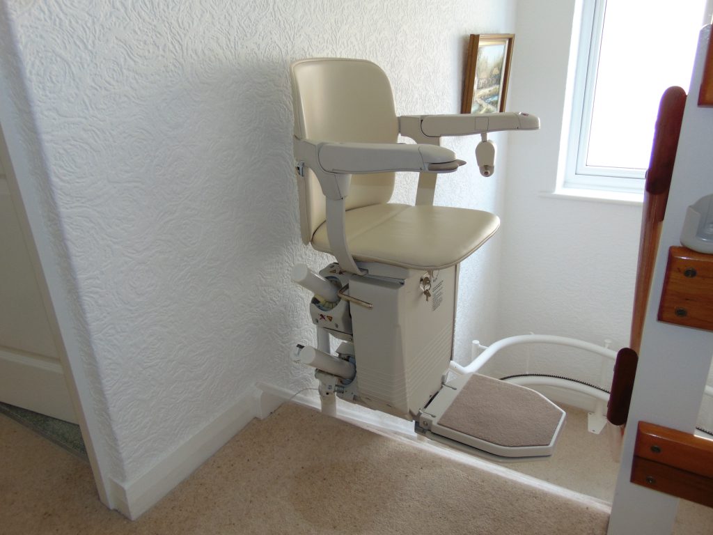 Halton Curved Signature Stairlift Folded Chair lIft Swiveled Chair