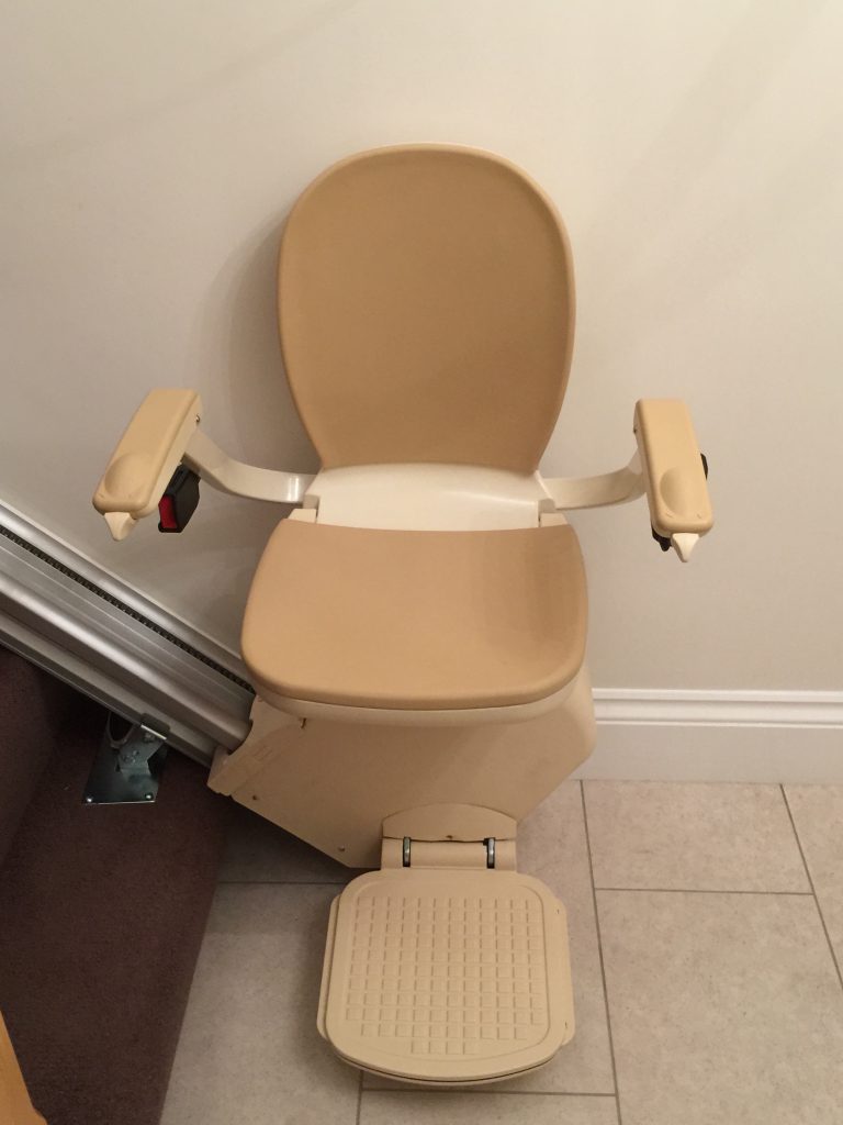 Reconditioned Brooks 130 Stairlift