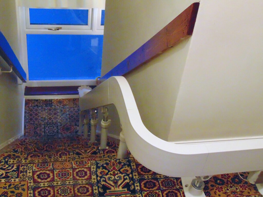 Brooks T565 Curved Stairlift Internal 90 Bend Track