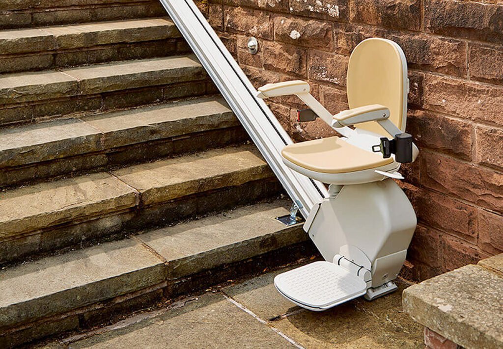 guide-to-outdoor-stairlifts-halton-stairlifts