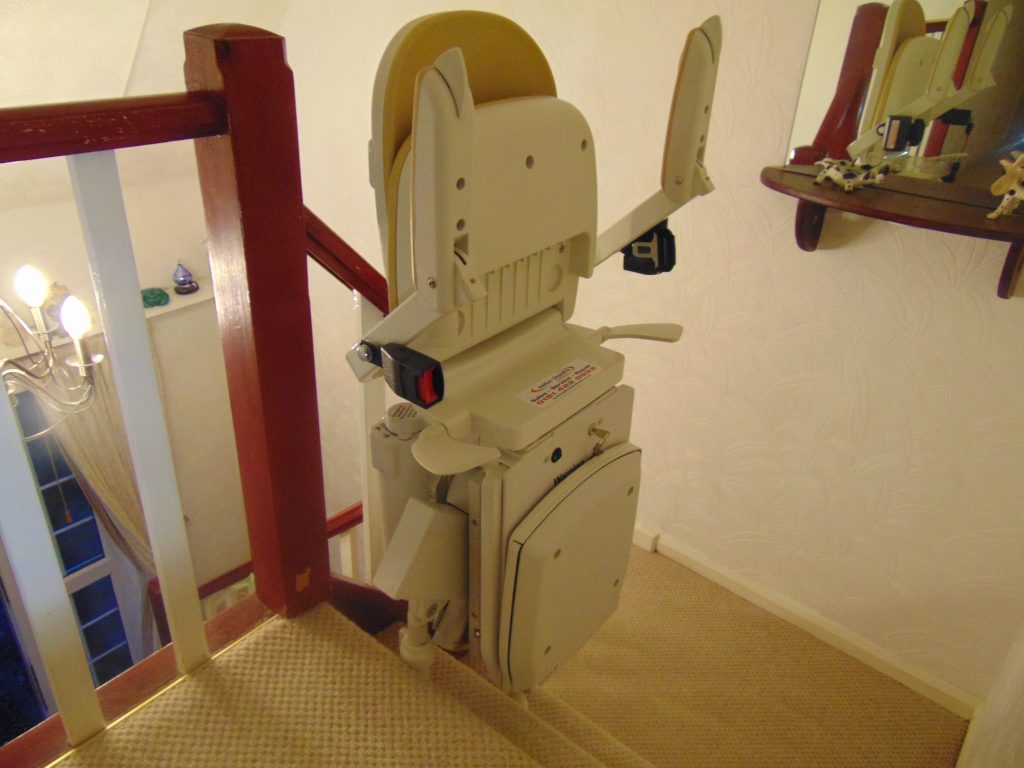 Acorn 180 T565 Euro Curved Stair Chair Stairlift
