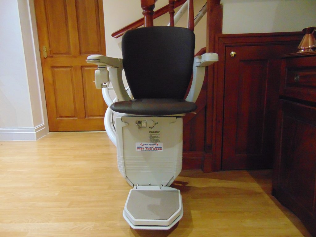 Bespoke BS101 Curved Halton Stairlifts Inifinty Curved Chairlifts