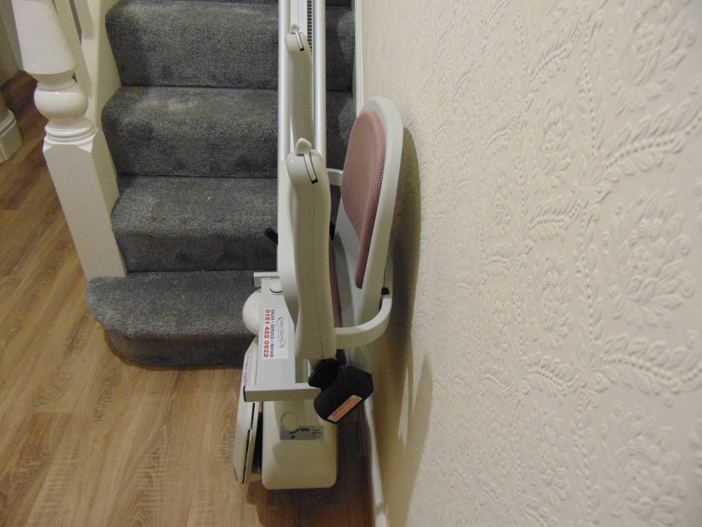 Reconditioned Acorn Budget 120 Bottom Of Stairs