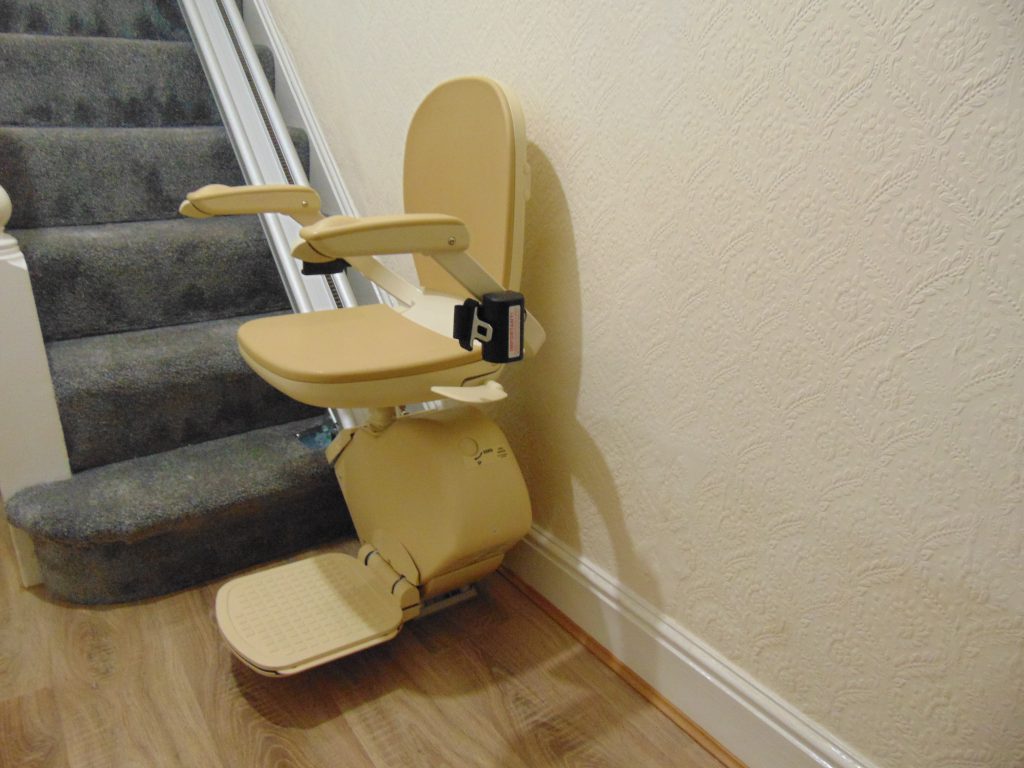 Reconditioned Brooks T700 Slimline Stairlift Unfolded 03
