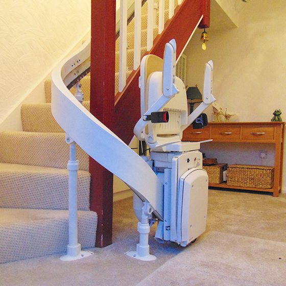 How-Much-Does-a-Curved-Acorn-Stairlift-Cost