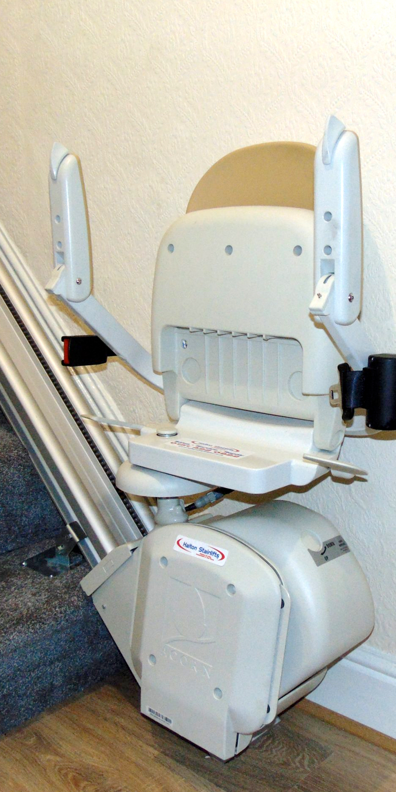 Rent-A-Stairlift-With-Halton-Stairlift