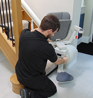 Halton-Stairlifts-Fiiting-stairlift-to-the-stairs Stairlifts Banner Halton Mobile 2025